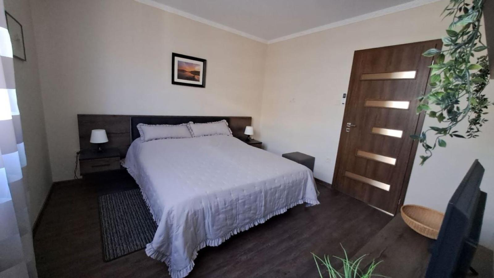 Szilfak City Apartman Hajduszoboszlo Ngoại thất bức ảnh
